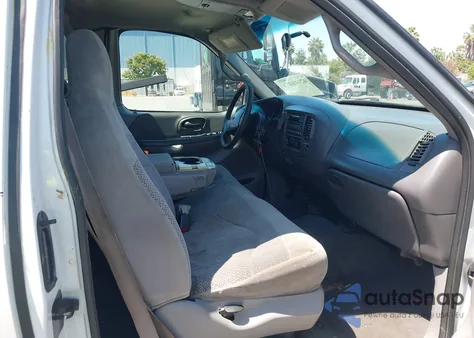 2000 Ford F-150 Work Series/Xl/Xlt from USA, damaged, VIN 1FTZX1726YNB68949